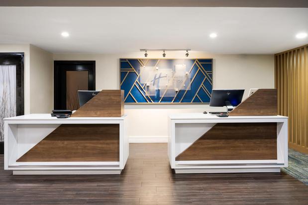 Images Holiday Inn Express Simi Valley by IHG