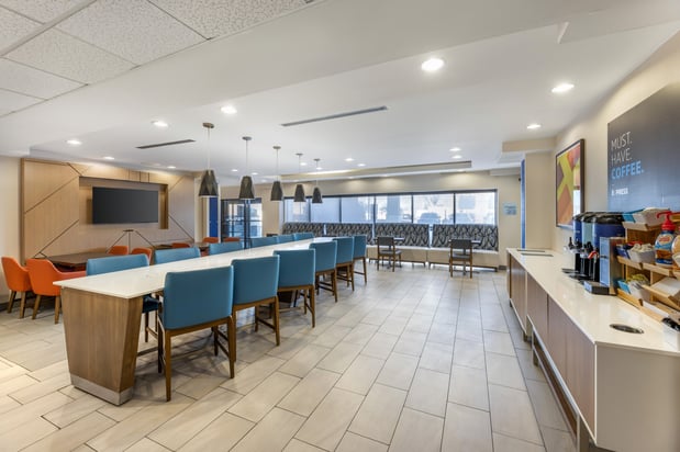 Images Holiday Inn Express Crestwood by IHG