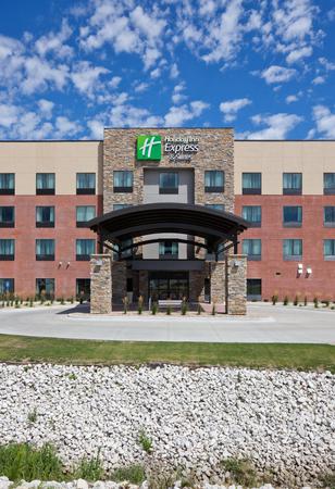 Images Holiday Inn Express & Suites Fort Dodge by IHG
