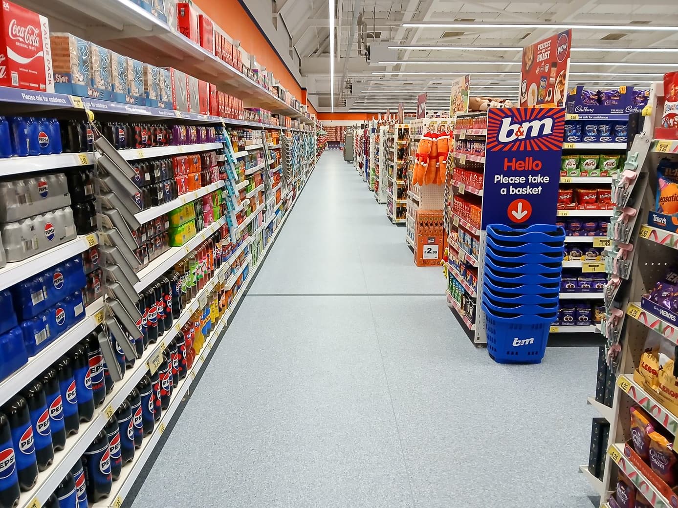 Images B&M Home Store with Garden Centre