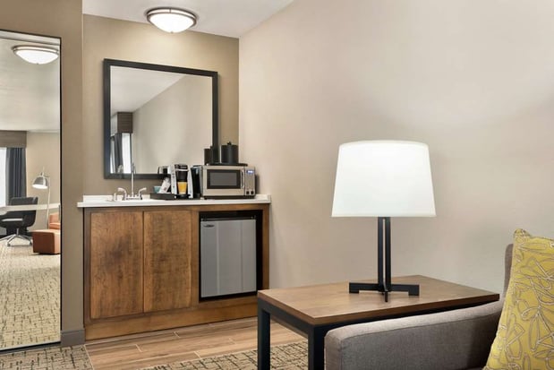 Images Hilton Garden Inn Dubuque Downtown
