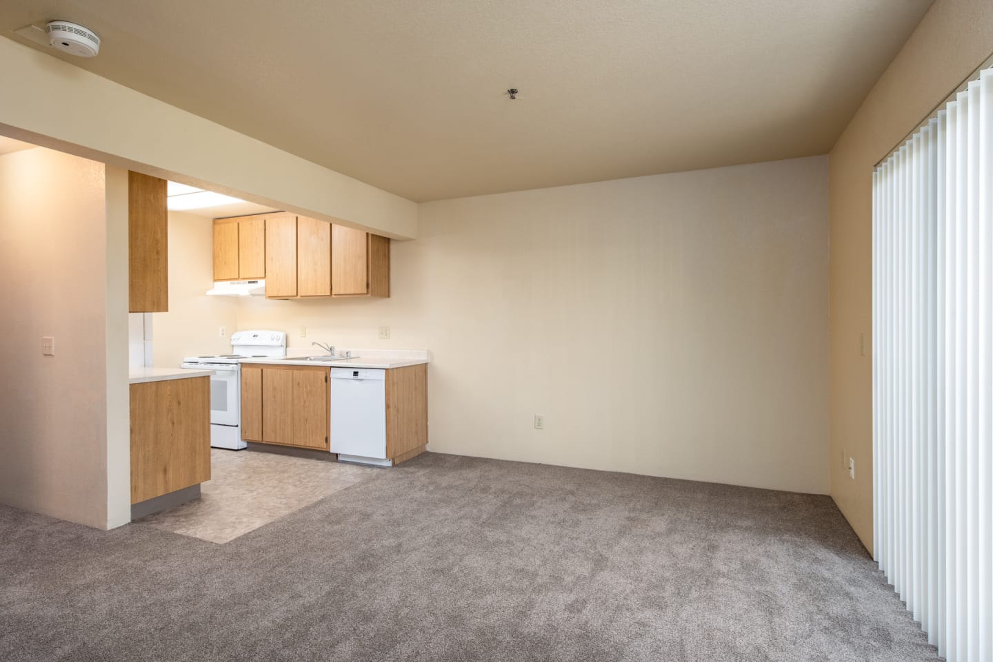 Kitchen at Altamont Apartments in Rohnert Park, CA 94928