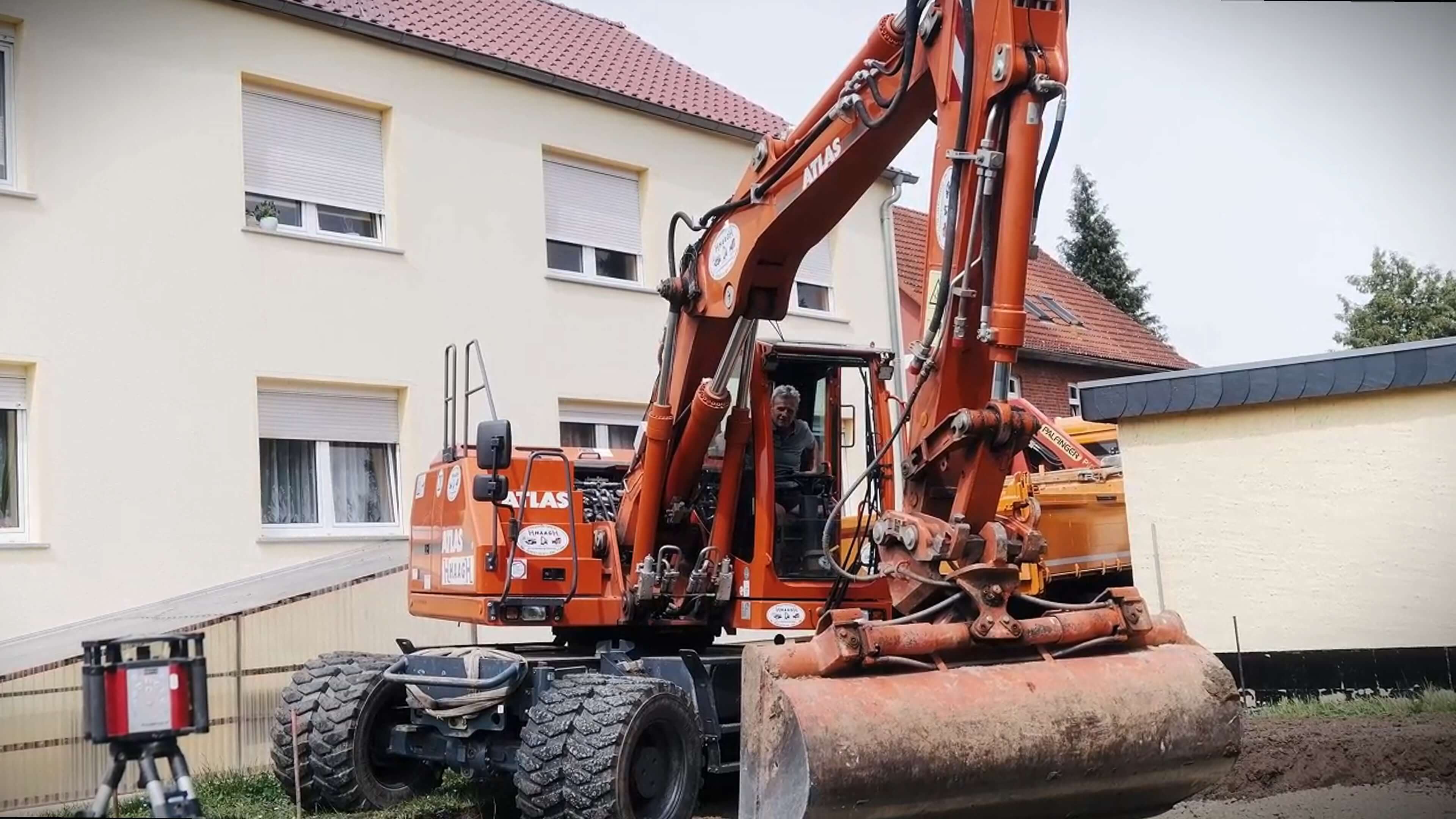 Günter Haag - Transporte & Montagen OHG, In der Oberaue 1 in Dornburg-Camburg