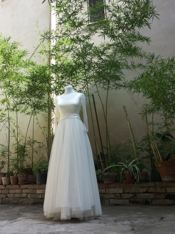 La Rondine - ABITI ED ACCESSORI DA SPOSA (CONFEZIONE, VENDITA AL  DETTAGLIO), PRODUZIONE DI COPERTE, Mantova - La Rondine a Mantova - TEL:  0376244 - IT100631000 - Infobel locale.IT