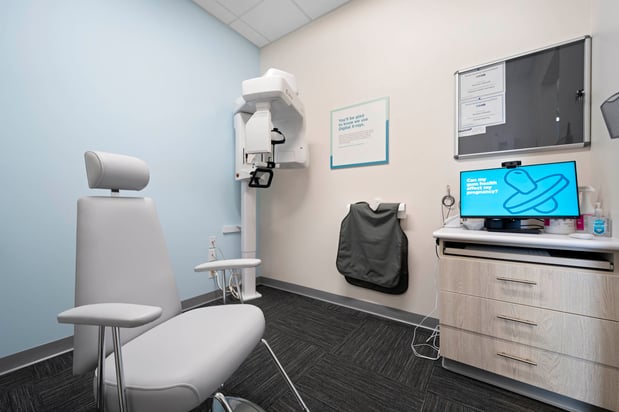 Images Dentists at Buckeye Commons