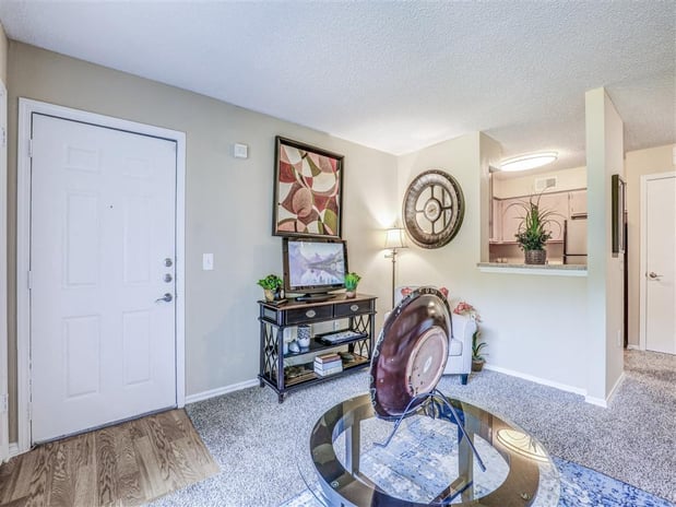 Images Trinity Square Apartments