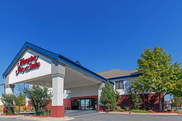 Images Hampton Inn & Suites Tulsa-Woodland Hills 71st-Memorial