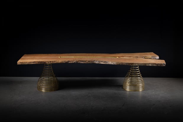 Images SENTIENT Furniture