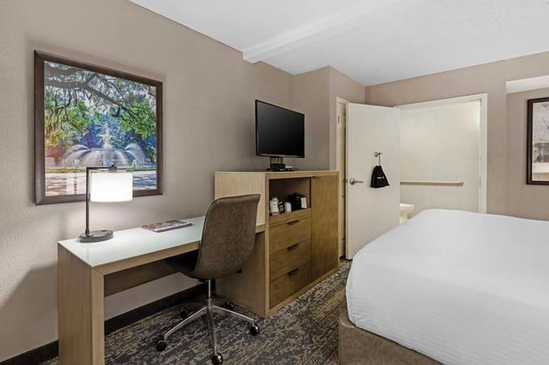 Images Best Western Savannah Historic District
