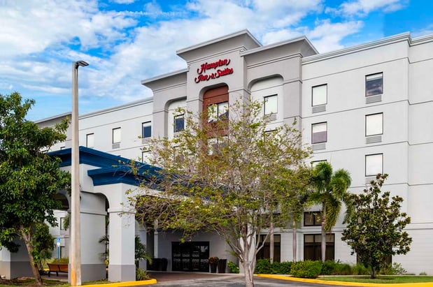 Images Hampton Inn & Suites Ft. Lauderdale West-Sawgrass/Tamarac, FL