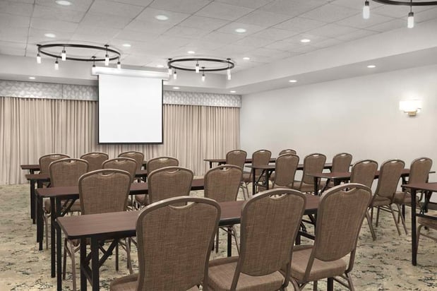 Images Hilton Garden Inn Raleigh Capital Blvd I-540