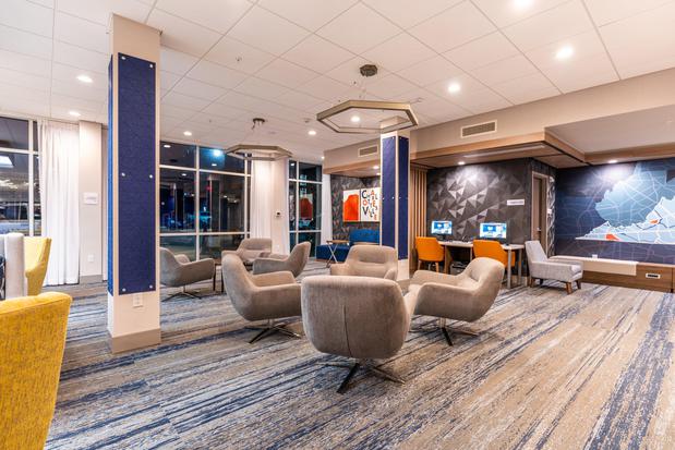 Images Holiday Inn Express & Suites Charlottesville, an IHG Hotel