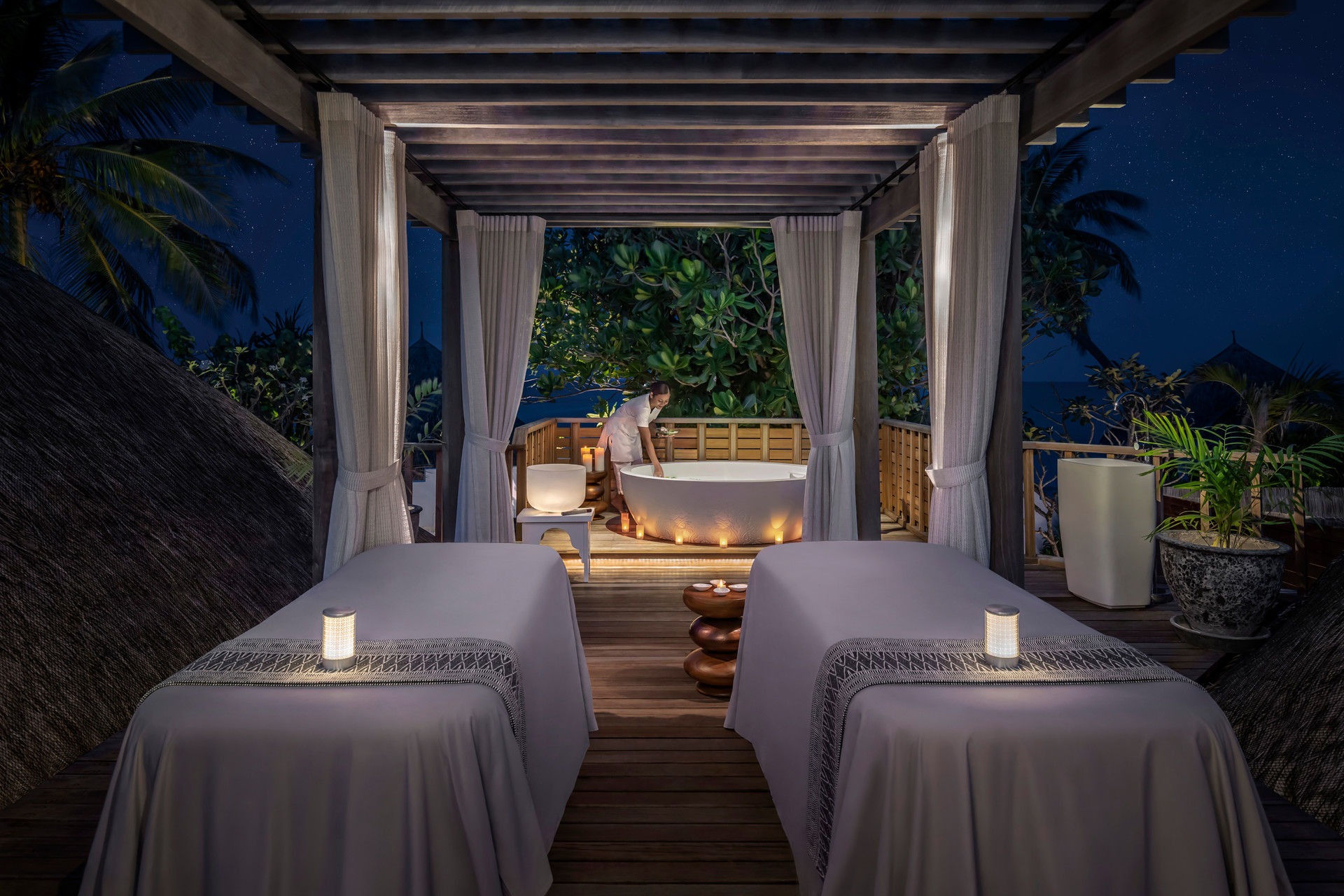 Four Seasons Resort Maldives at Kuda Huraa