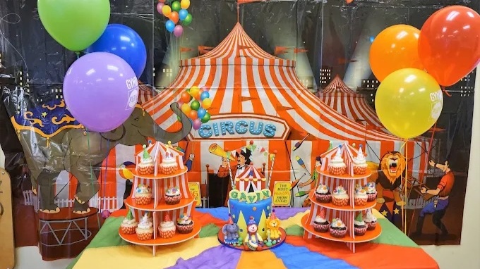 Watch your baby turn curiosity into confidence as they crawl, reach, and explore our colorful equipment. Baby play classes in Fullerton help little ones build strength and coordination while you stay close to encourage every discovery.