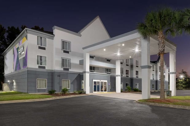 Images Spark by Hilton Savannah South I-95