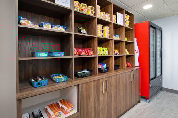 Images Holiday Inn Express & Suites Milwaukee NW – Park Place by IHG
