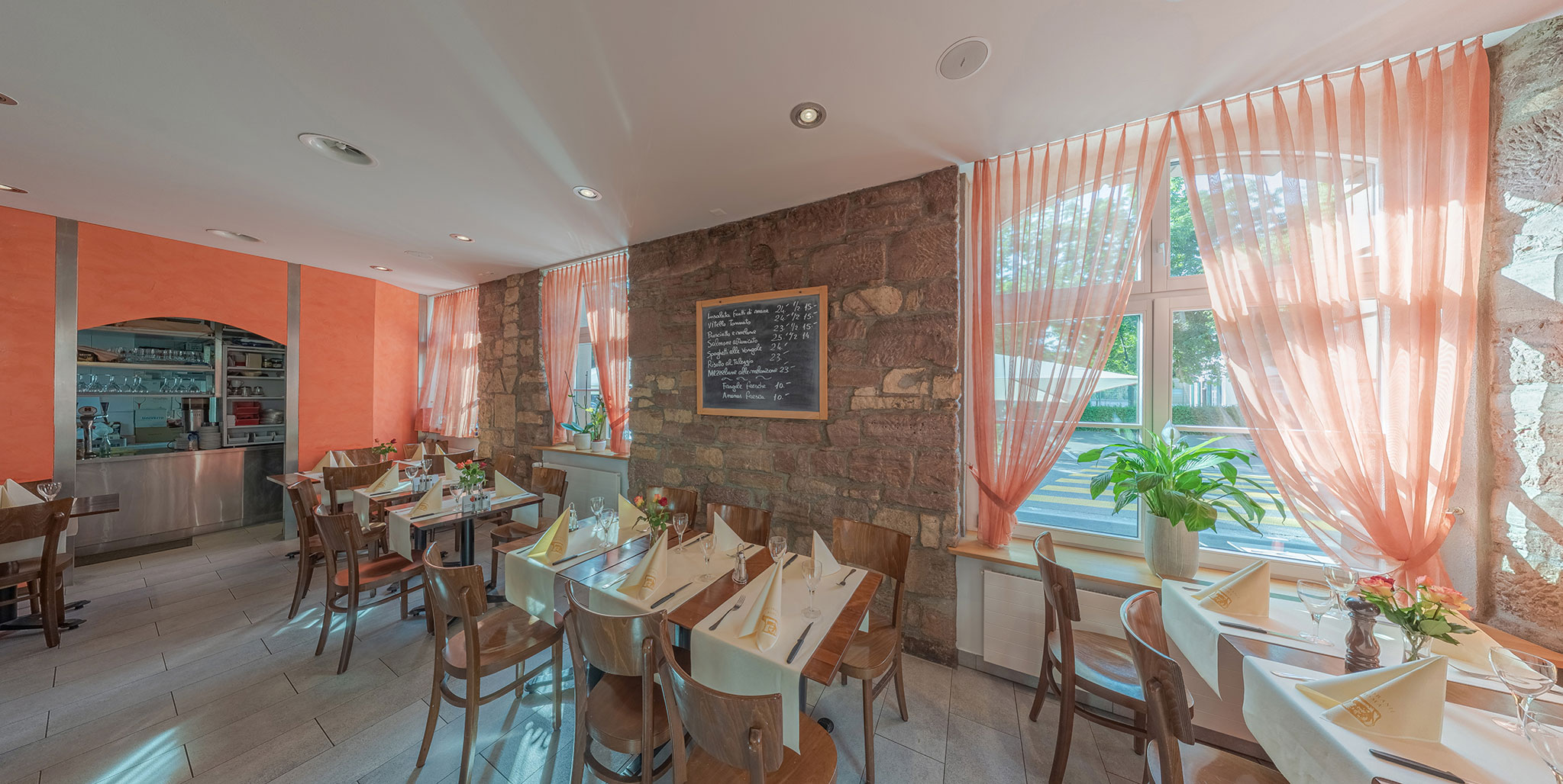 Restaurant Pizzeria ROMA Basel, Hammerstrasse 15 in Basel