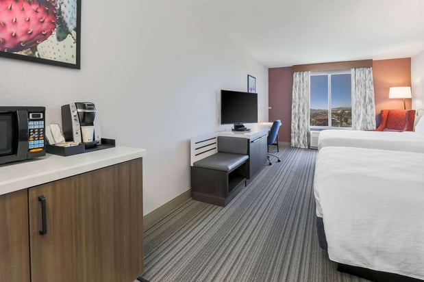 Images Hilton Garden Inn Reno