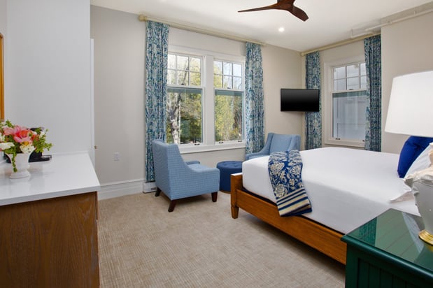 Images The Inn at Stonecliffe