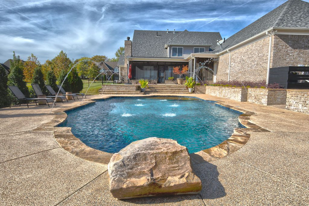 Images Covenant Pool And Landscape