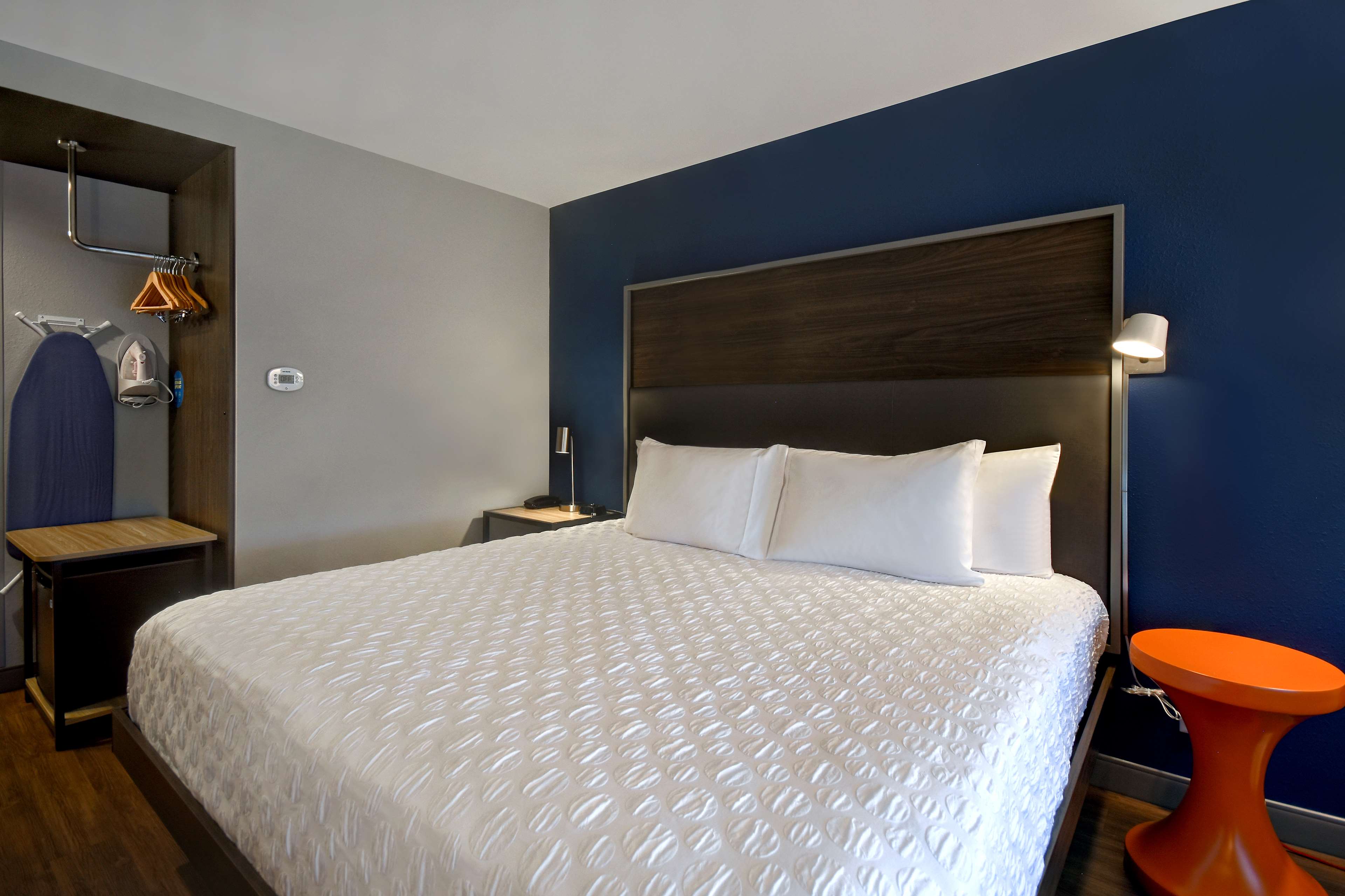 Tru by Hilton Concord