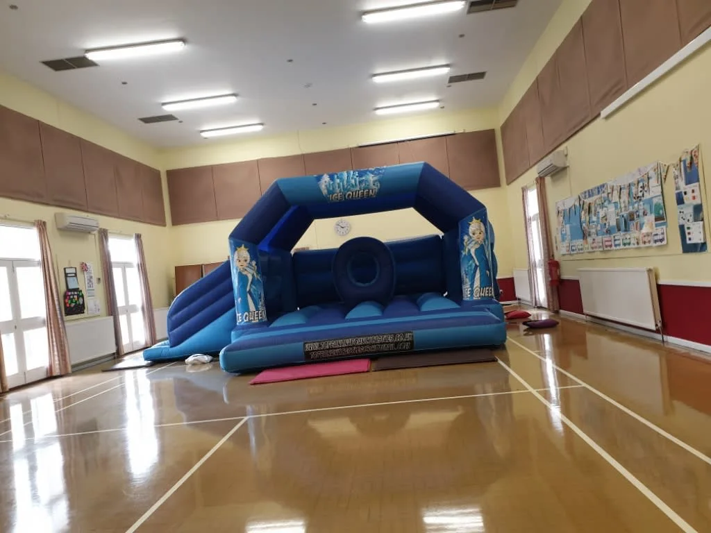 Images Top Banana Bouncy Castles