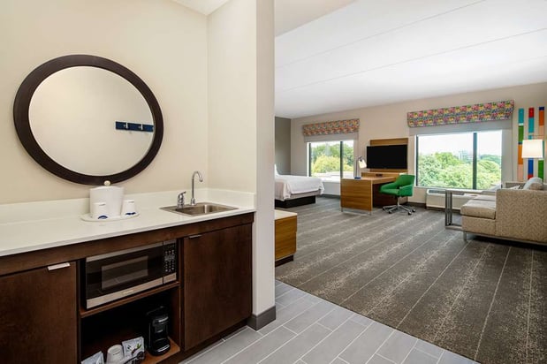 Images Hampton Inn & Suites Raleigh Midtown