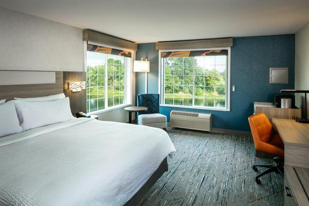 Images Holiday Inn Express Corvallis-on the River by IHG