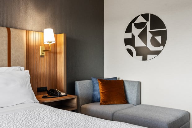 Images Holiday Inn Niagara Falls State Park Entry by IHG