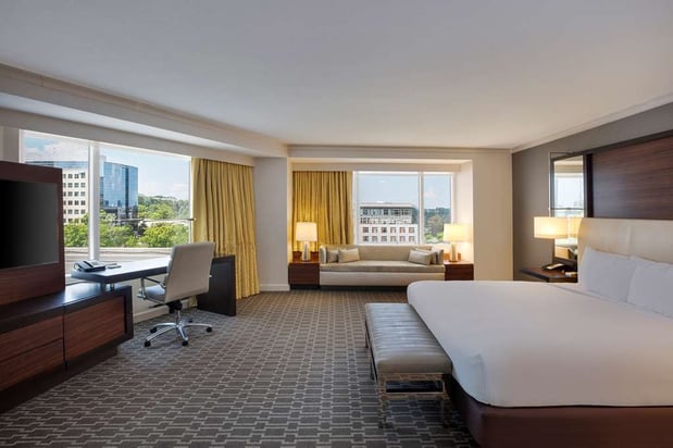 Images Hilton McLean Tysons Corner