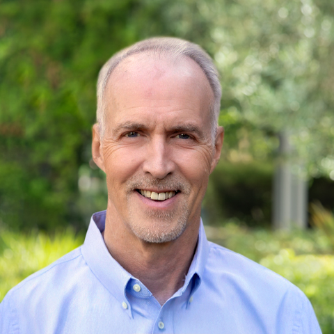 Dr William L. Mullen