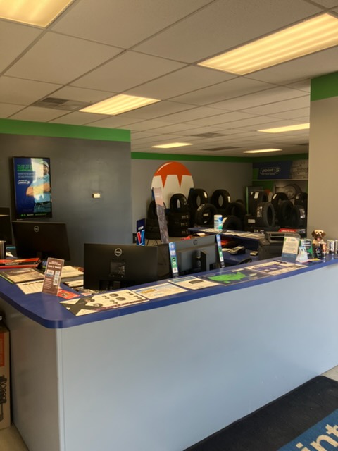 Front desk at Walker Tire Point S in Wahoo, Nebraska