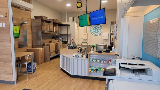 Images The UPS Store