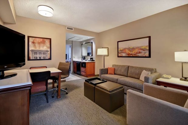 Images Embassy Suites by Hilton Little Rock
