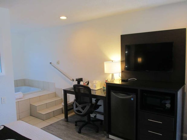 Images SureStay by Best Western Seaside Monterey