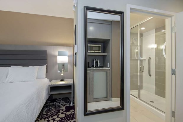 Images Hilton Garden Inn Raleigh /Crabtree Valley
