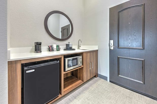 Images Hampton Inn & Suites Lake Jackson-Clute