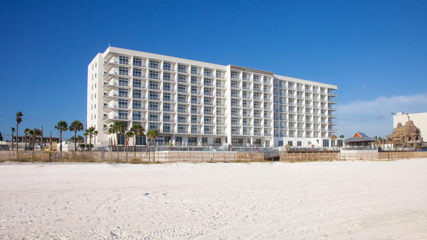 Images Holiday Inn Express & Suites Panama City Beach - Beachfront, an IHG Hotel