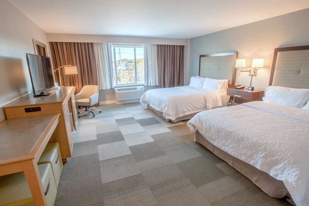 Images Hampton Inn Amesbury