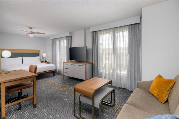 Images Homewood Suites by Hilton Orlando-UCF Area