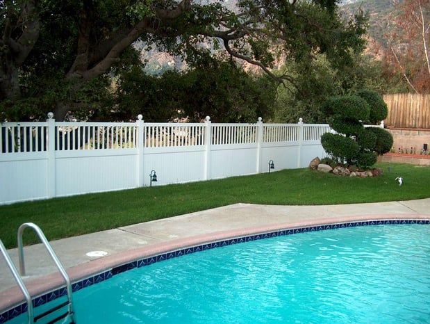 Images Practic Vinyl Fencing- Rosemead