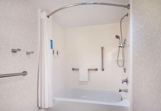 Images Hampton Inn & Suites Atlanta Airport North I85