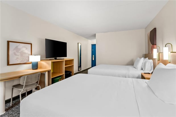 Images Spark by Hilton Lexington