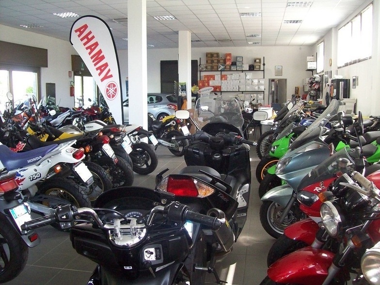 Images Bombasin Centro Revisioni