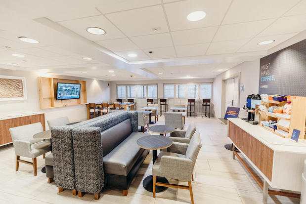 Images Holiday Inn Express Atlanta NE - I-85 Clairmont by IHG