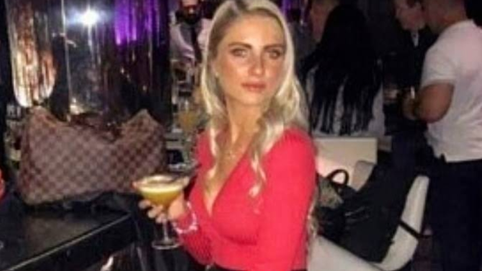 Images 21 yrs in business. Oldskooldriving/ Automatic only. 1st 5hrs 105.00. All Cancellations must be within 48hrs.