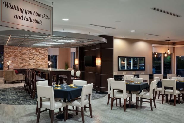 Images DoubleTree by Hilton Hotel Savannah Airport