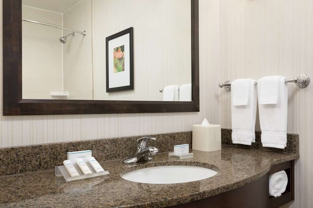 Images Hilton Garden Inn Stony Brook