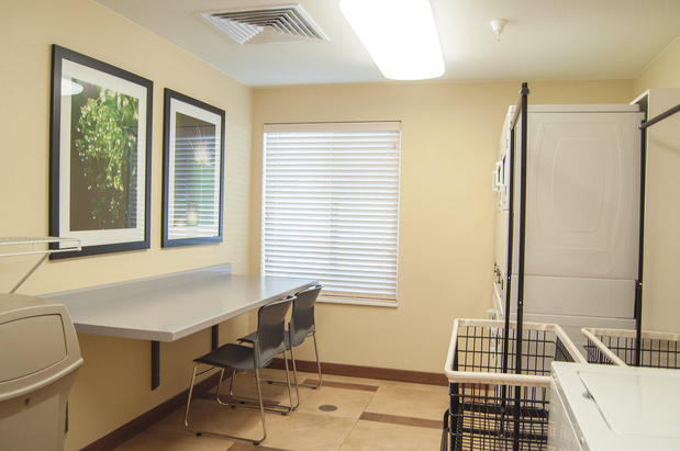 Images Candlewood Suites Fort Collins by IHG