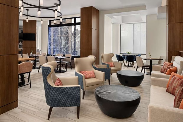 Images Hilton Garden Inn Minneapolis Downtown